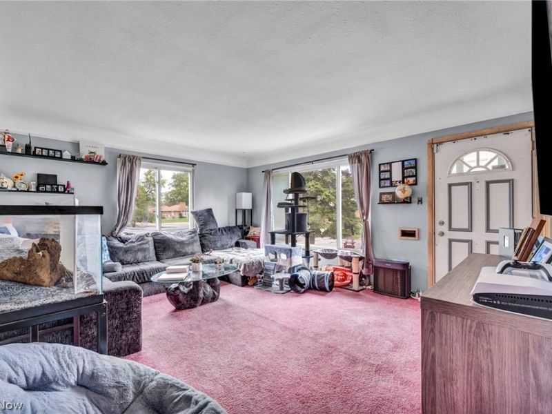 6294 Alexandria Drive, Parma Heights, OH 44130 Photo 8