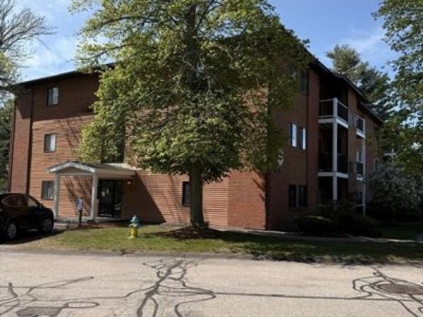 11 Blackstone Dr, Unit 1135, Nashua, NH 03063