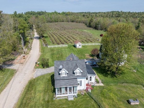122 Ferin Road, Ashburnham, MA 01430