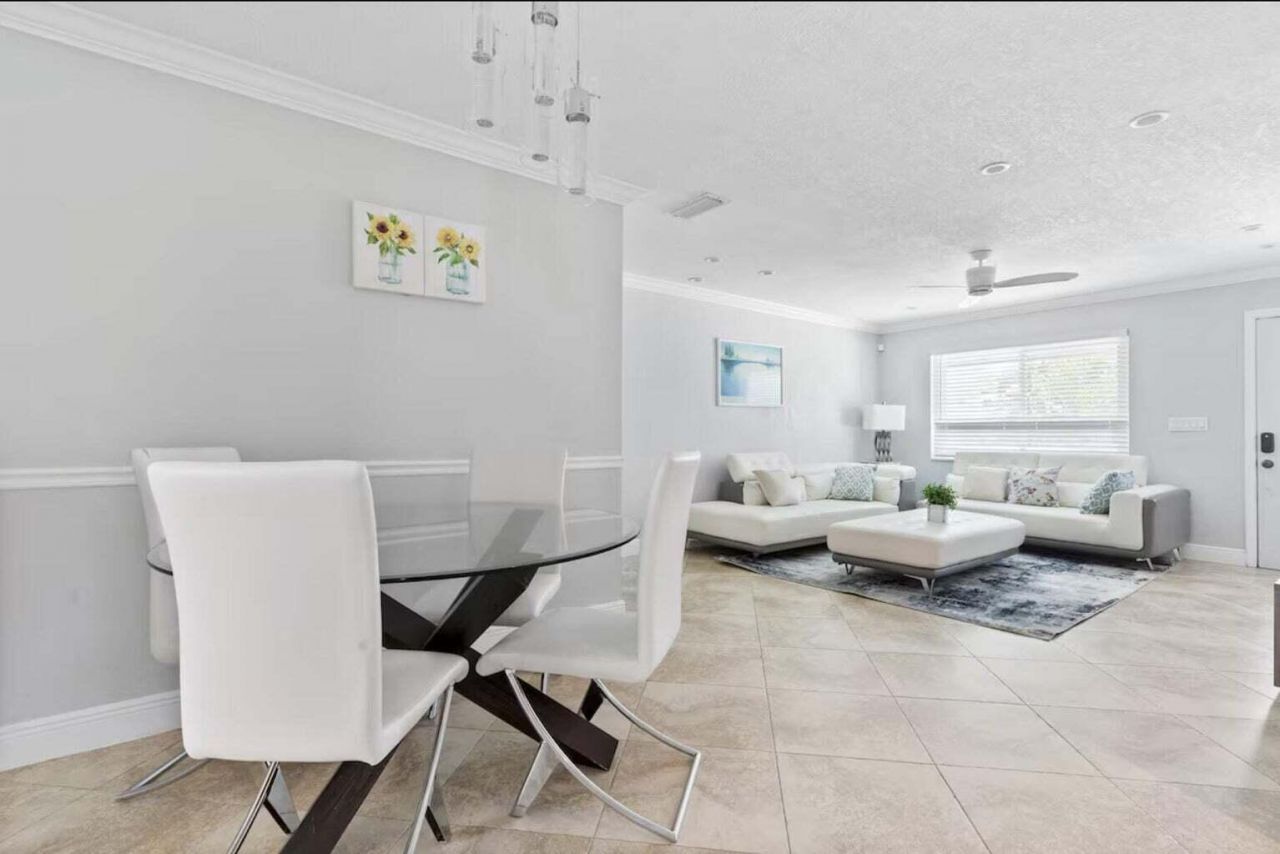 337 Balsam, Palm Beach Gardens, FL 33410 Photo