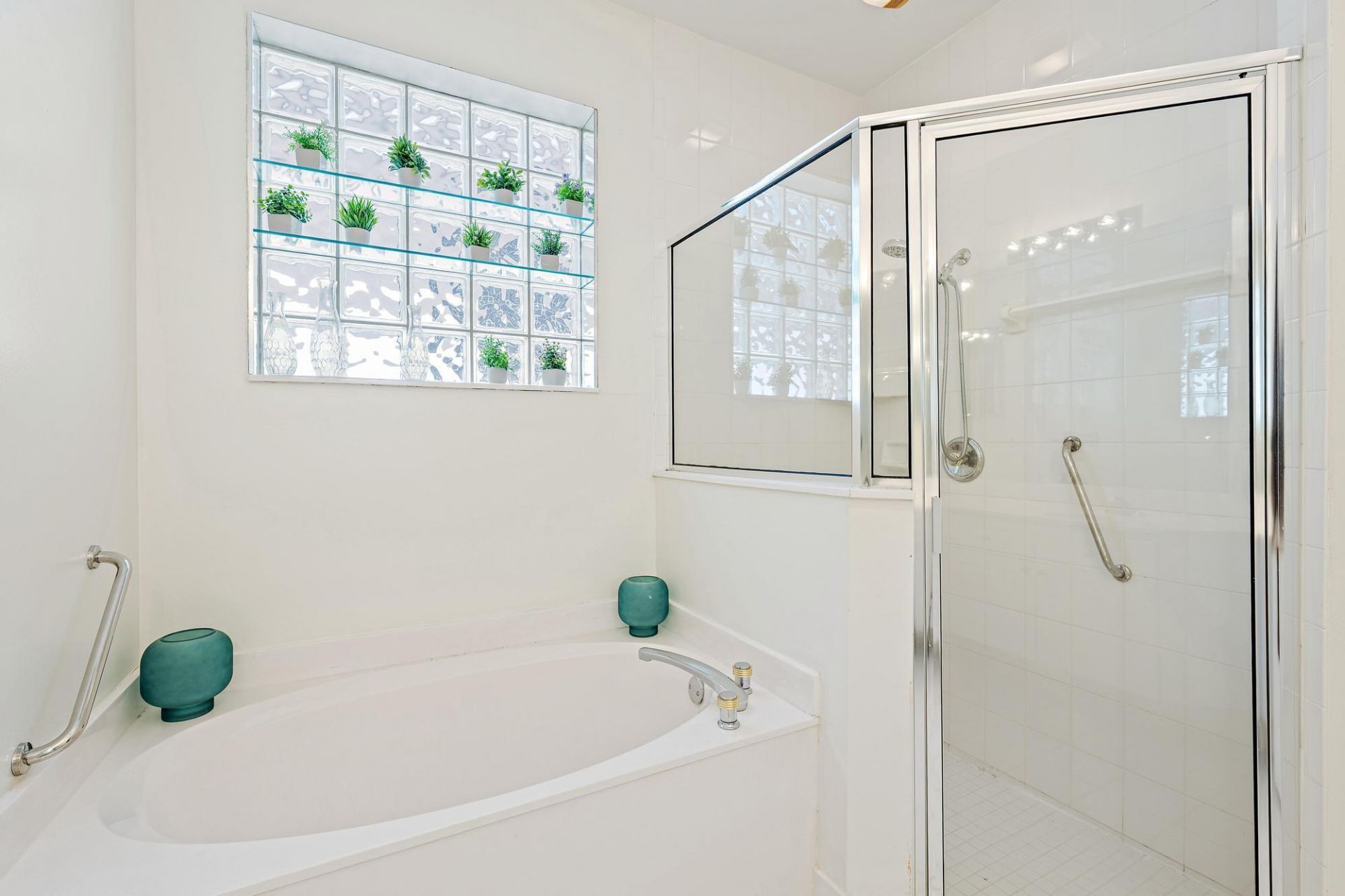 8232 Heritage Club Drive, West Palm Beach, FL 33412 Photo