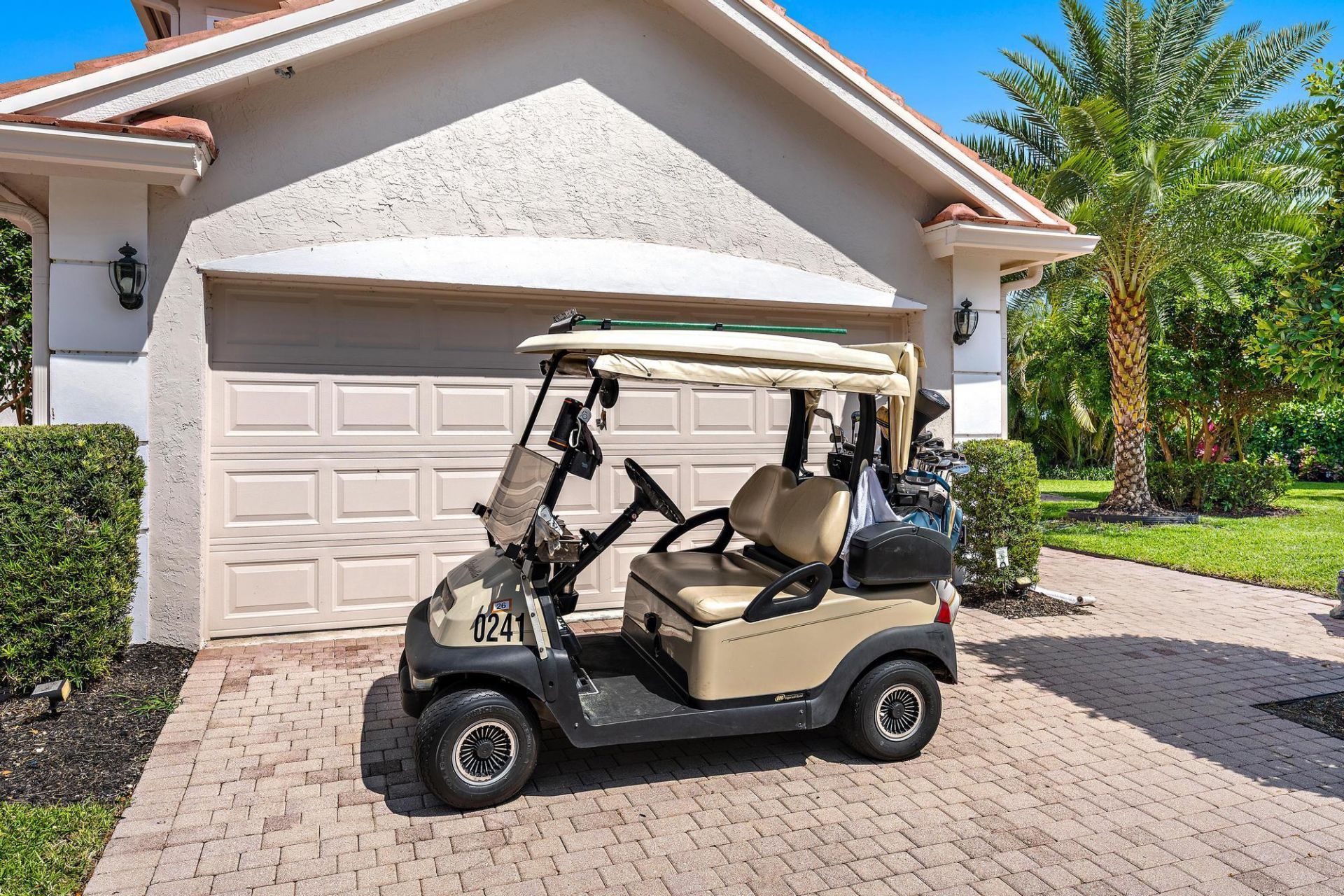 8232 Heritage Club Drive, West Palm Beach, FL 33412 Photo