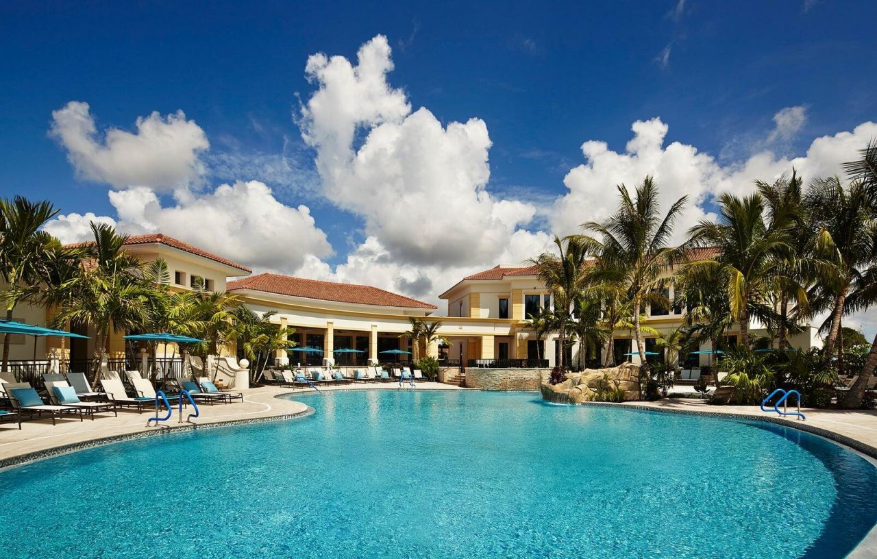 8232 Heritage Club Drive, West Palm Beach, FL 33412 Photo