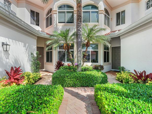 101 Palm Bay, Unit A, Palm Beach Gardens, FL 33418