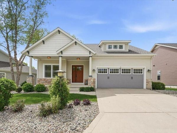61 N Prairie Pkwy, Valparaiso, IN 46385