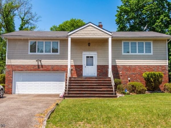 8 Carlos Dr, Fairfield, NJ 07004