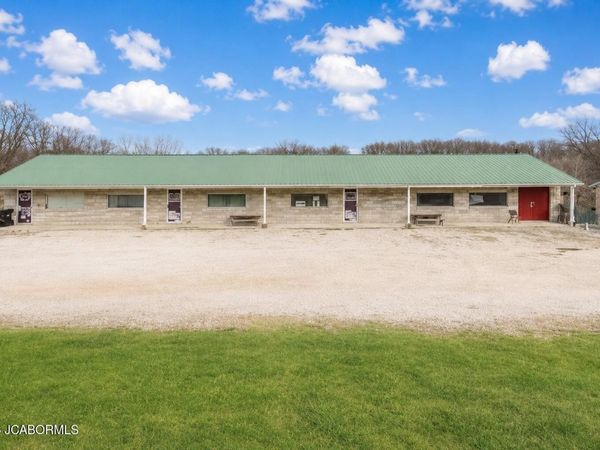 15917 MO-17 , Eugene, MO 65032