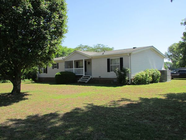 1212 Littleton Ranch Rd , Castalian Springs, TN 37031