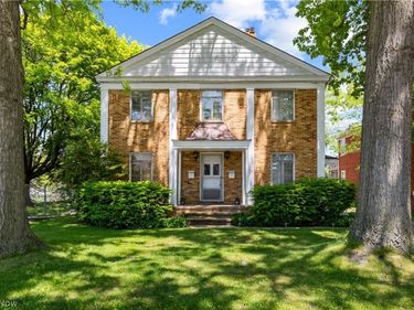 19658 Hilliard Boulevard, Rocky River, OH 44116
