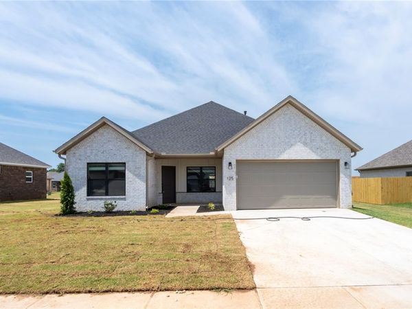 125 N Panther Avenue, Farmington, AR 72730