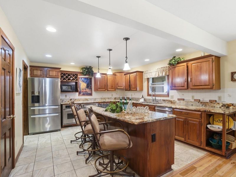 605 Kingfisher Drive, Westerville, OH 43082 Photo 19