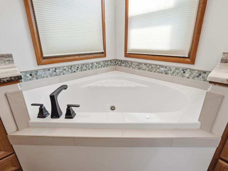 605 Kingfisher Drive, Westerville, OH 43082 Photo 37