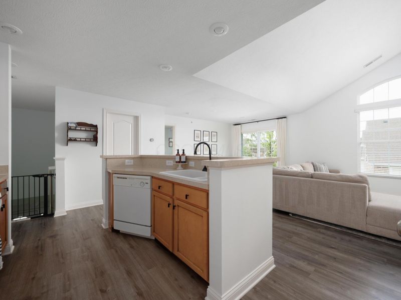 3953 Rue De Brittany, Unit 3953A, Columbus, OH 43221 Photo 17