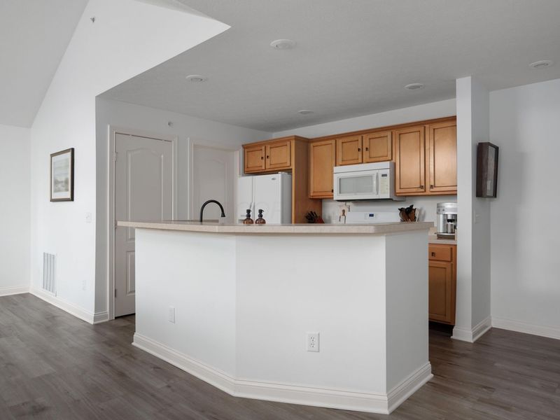 3953 Rue De Brittany, Unit 3953A, Columbus, OH 43221 Photo 18