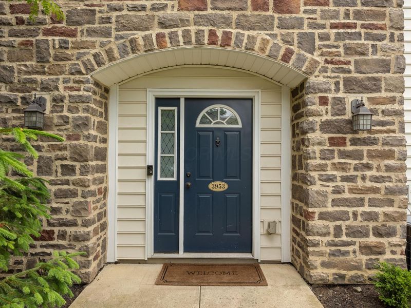 3953 Rue De Brittany, Unit 3953A, Columbus, OH 43221 Photo 3