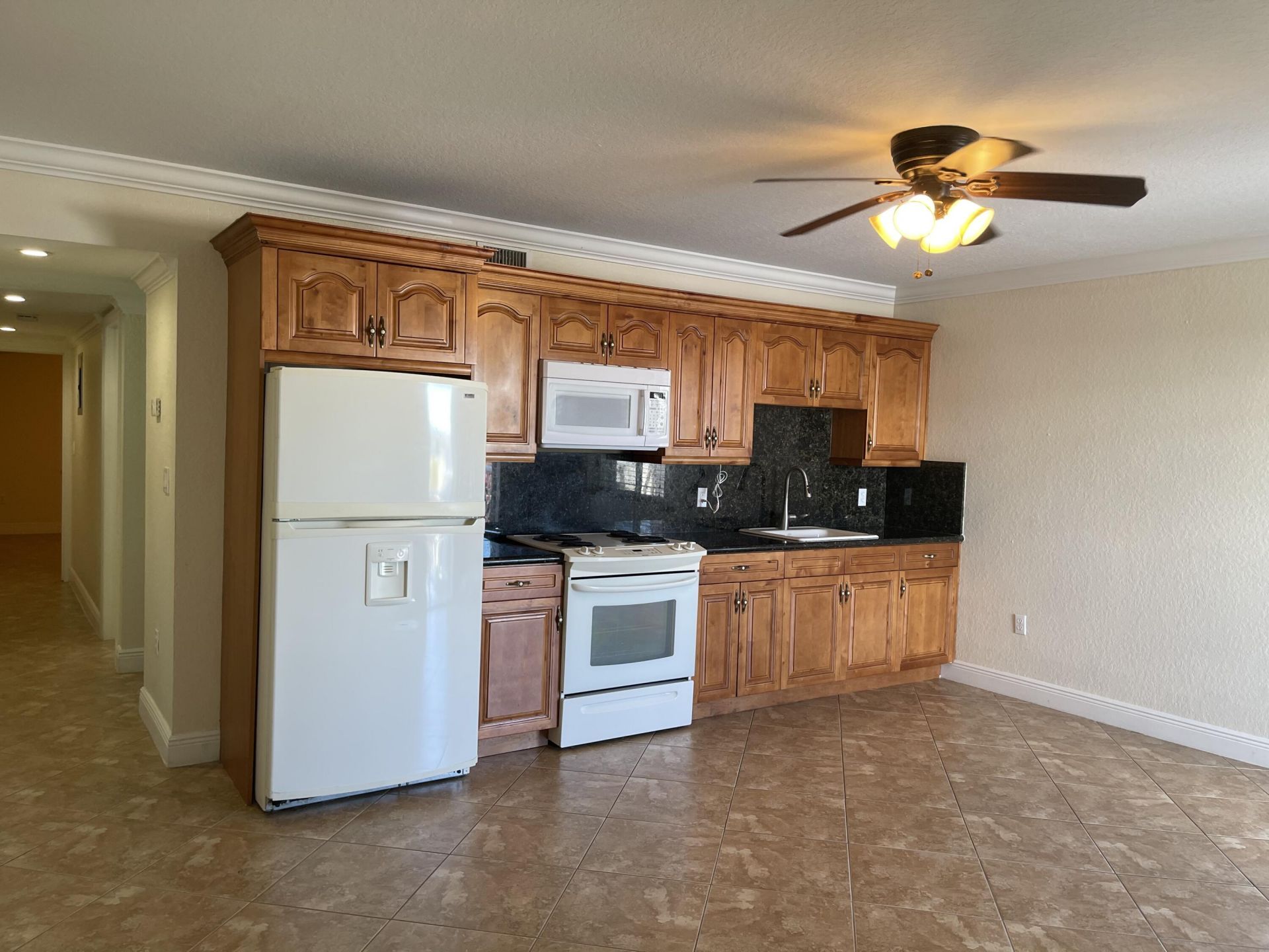 156 Marina Avenue, Key Largo, FL 33037 Photo