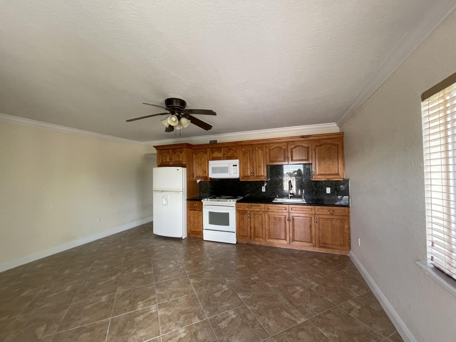 156 Marina Avenue, Key Largo, FL 33037 Photo