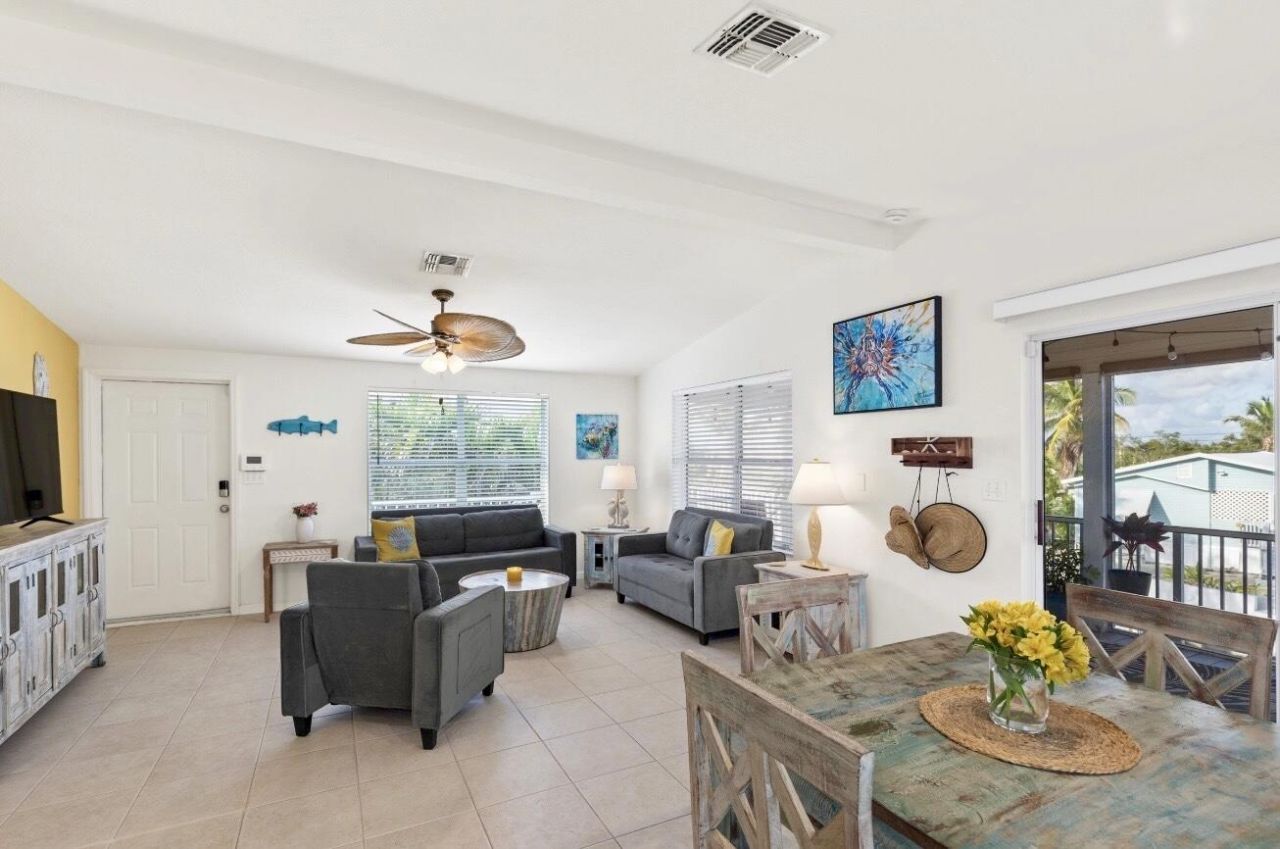 157 Mars Lane, Geiger, FL 33040 Photo