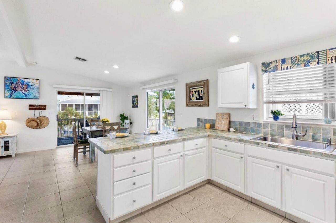 157 Mars Lane, Geiger, FL 33040 Photo