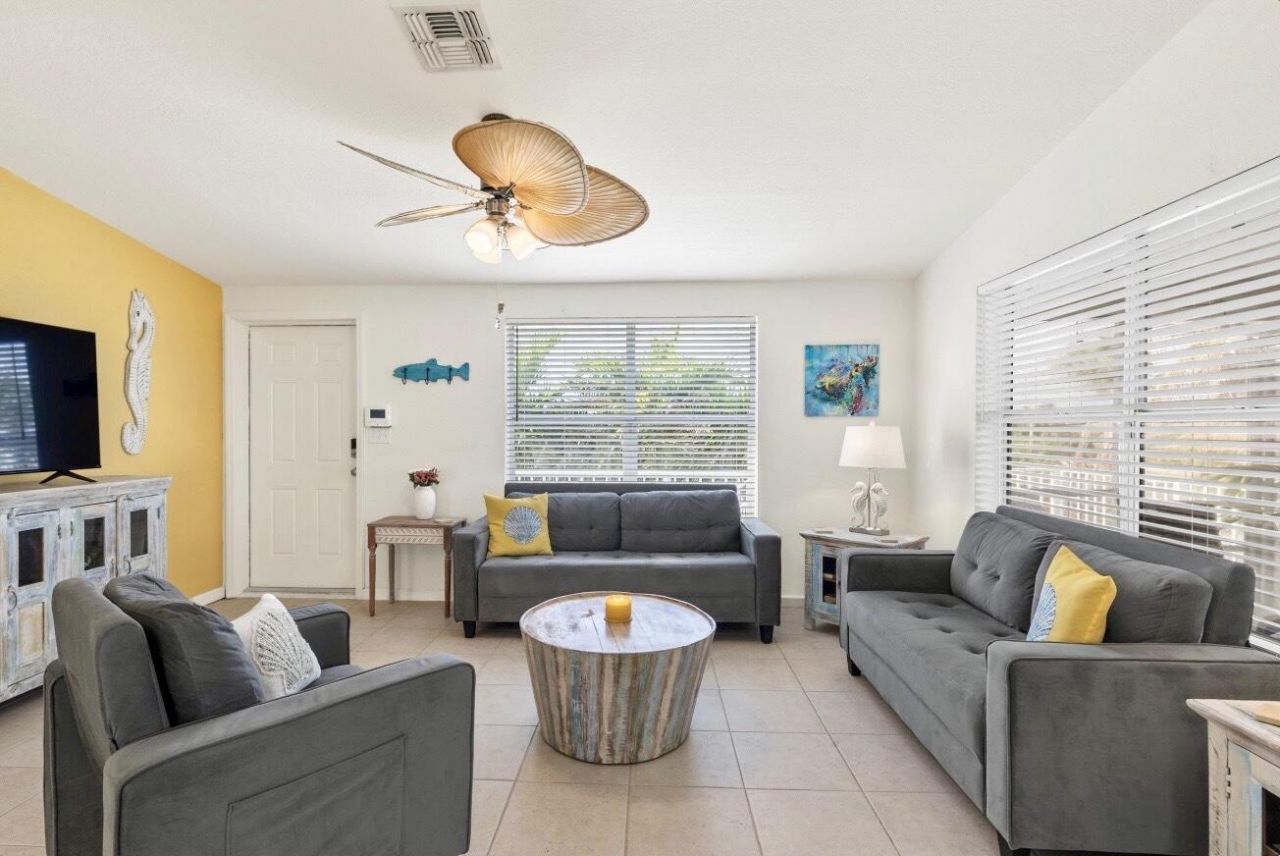 157 Mars Lane, Geiger, FL 33040 Photo