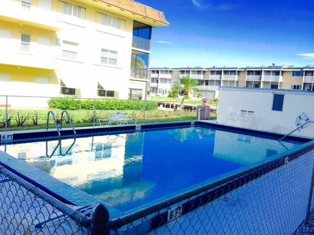236 Castlewood Dr , Unit 104, North Palm Beach, FL 33408 Photo