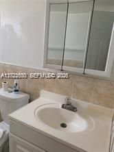 1090 NE 129th St , Unit 202, North Miami, FL 33161 Photo