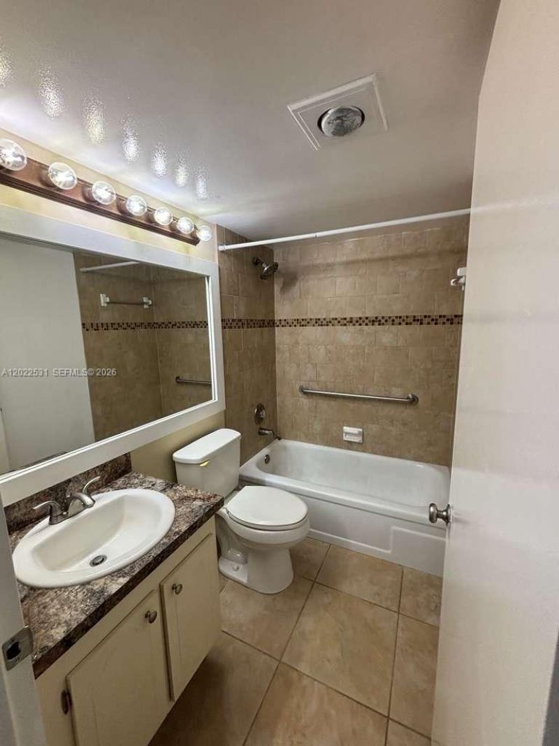 531 Fanshaw M, Unit 531, Boca Raton, FL 33434 Photo