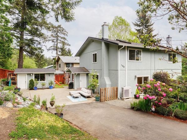 188 Atkins Rd , View Royal, BC V9B 2Z8
