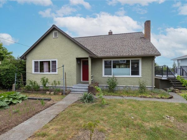 27 View St , Nanaimo, BC V2M 3S5