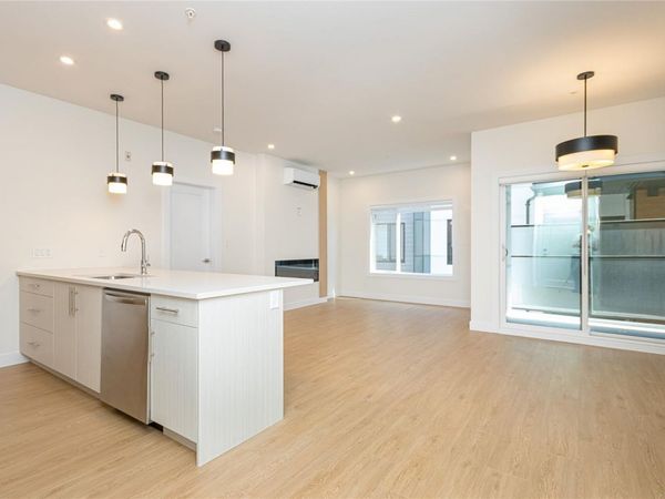 918 Jenkins Ave , Unit 403, Langford, BC V9B 2N7