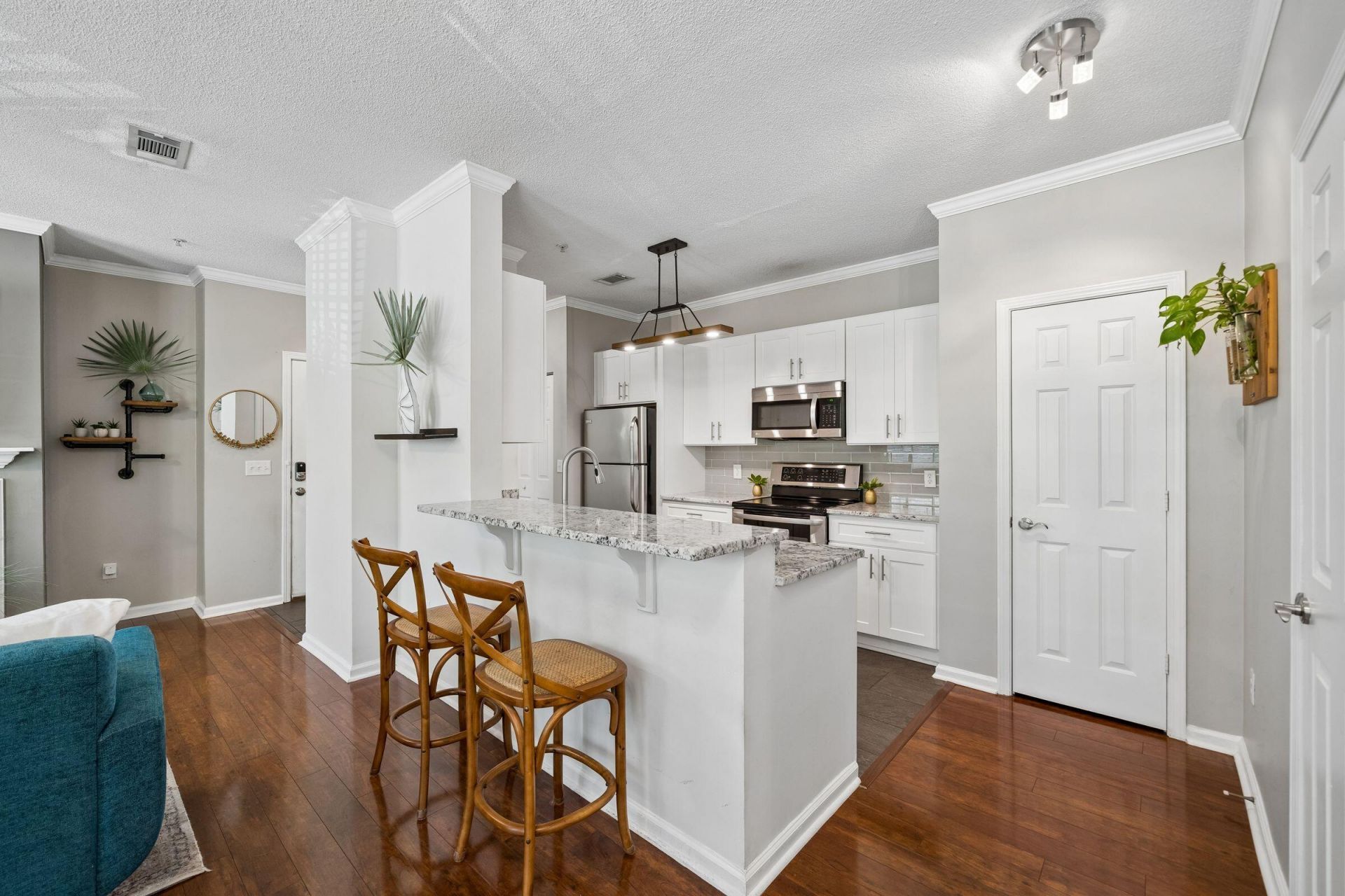 45 Sycamore Avenue Photo 11