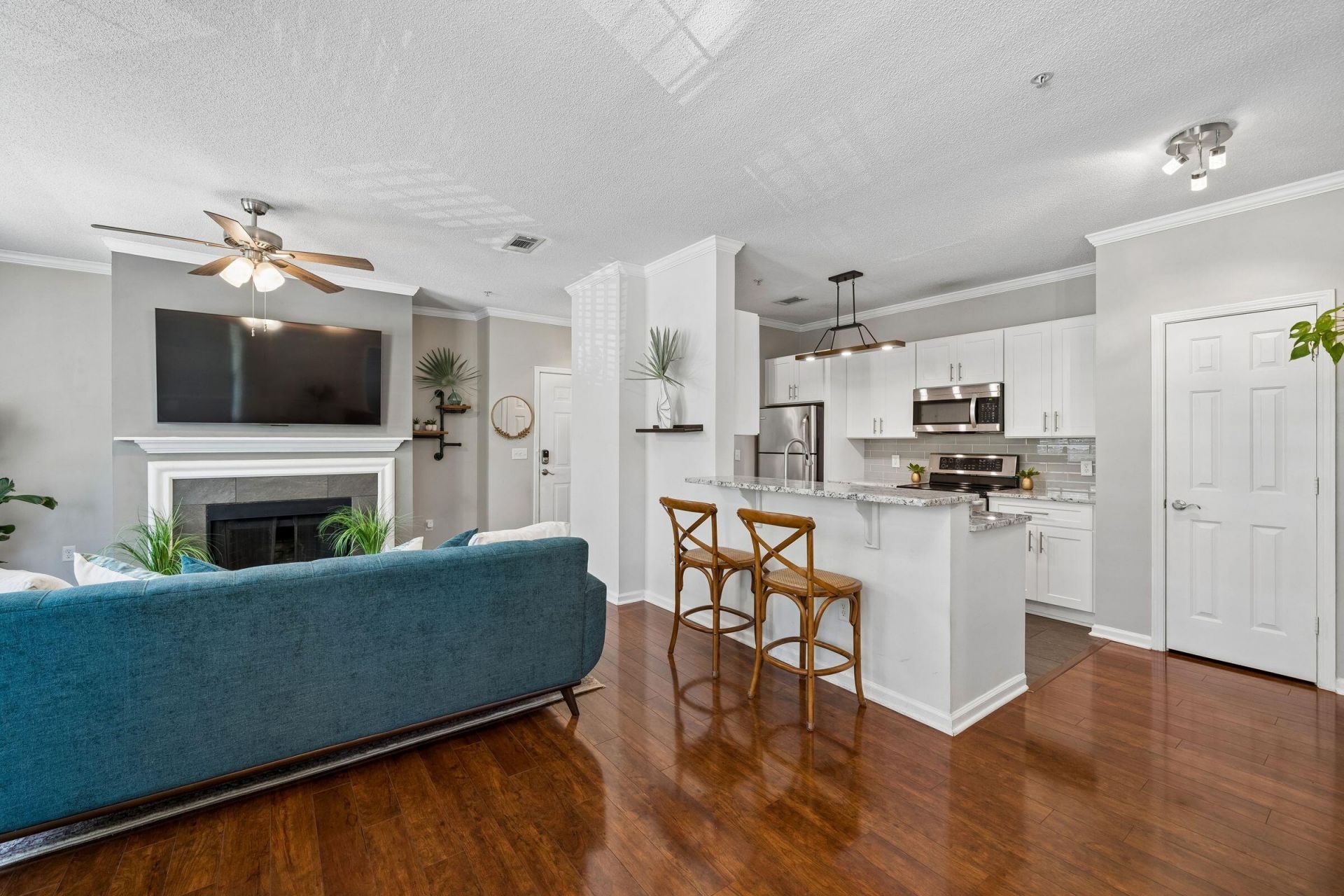 45 Sycamore Avenue Photo 12