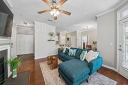 45 Sycamore Avenue photo 4