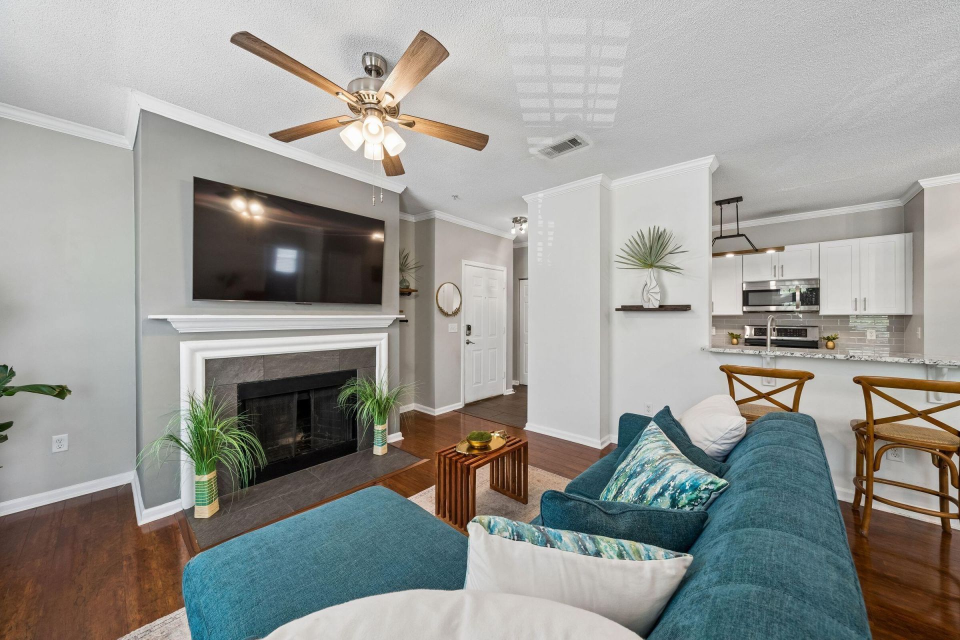 45 Sycamore Avenue Photo 9