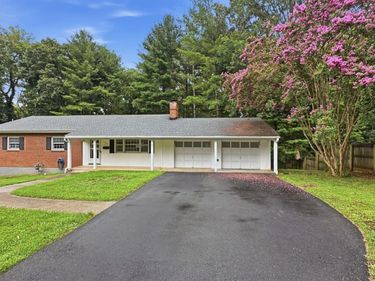 2044 Indian Hill Road, Lynchburg, VA 24503