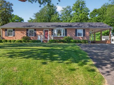 113 Kenbridge Place, Lynchburg, VA 24502