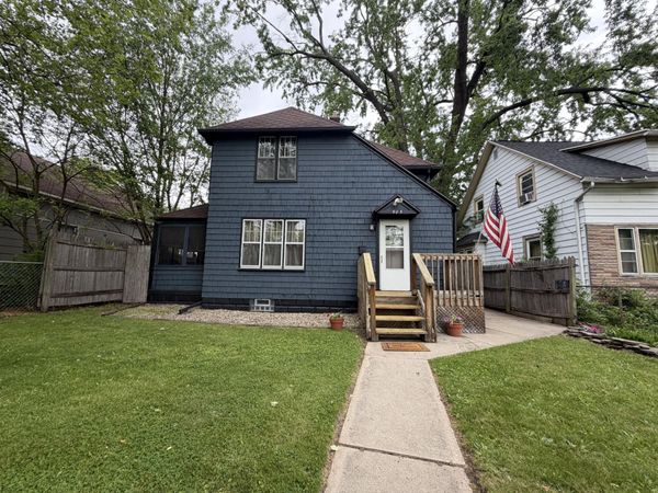 905 Bryant Street, Kalamazoo, MI 49001