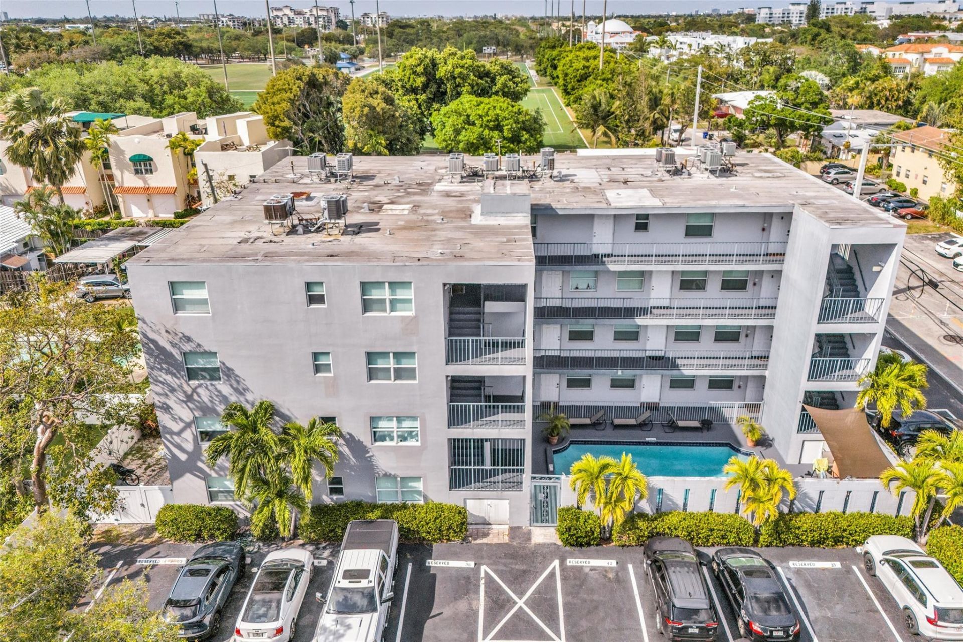 611 NE 14th Avenue, Unit 306, Fort Lauderdale, FL 33304 Photo
