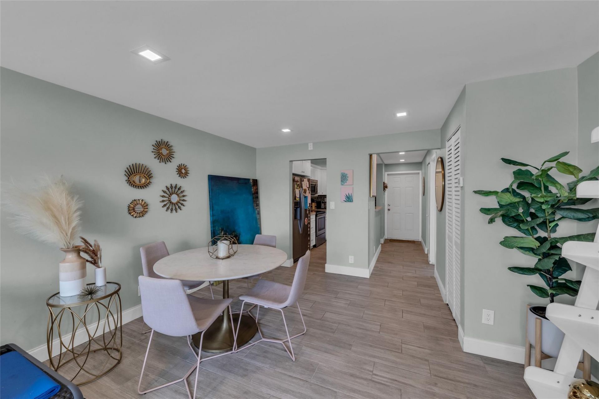 611 NE 14th Avenue, Unit 306, Fort Lauderdale, FL 33304 Photo