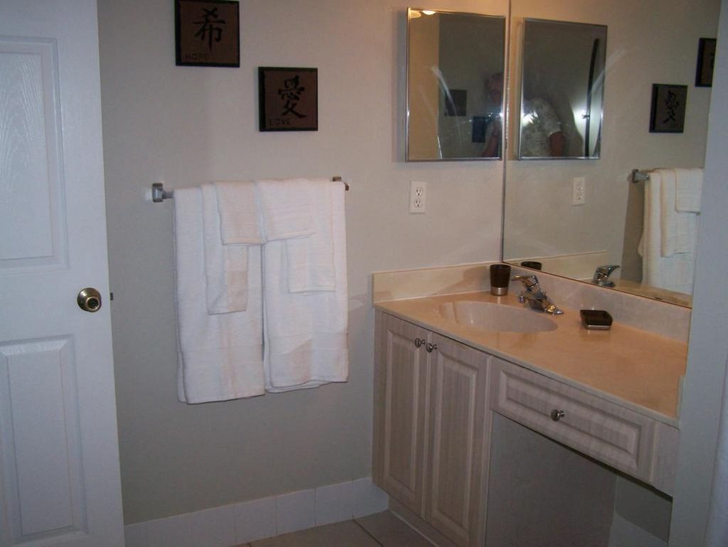 2100 Greenview Shores Boulevard, Unit 519, Wellington, FL 33414 Photo