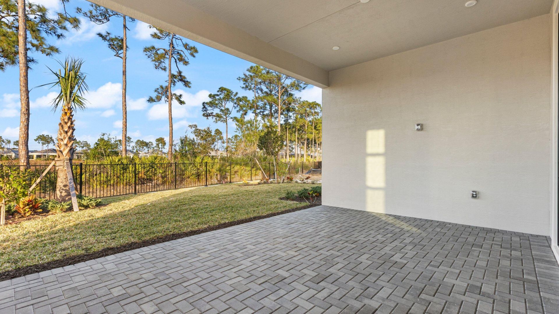 9695 St Germain Drive, Palm Beach Gardens, FL 33412 Photo
