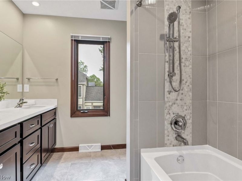 25832 Briarwood Court, Westlake, OH 44145 Photo 37
