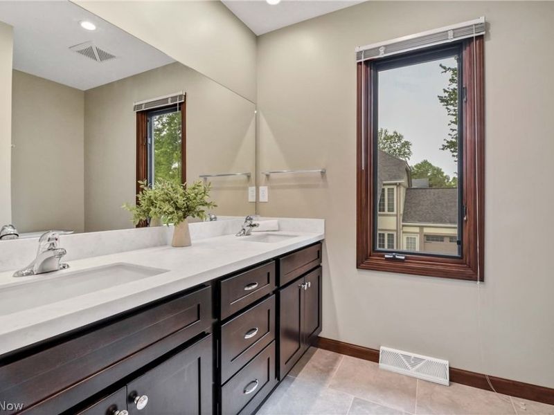 25832 Briarwood Court, Westlake, OH 44145 Photo 38