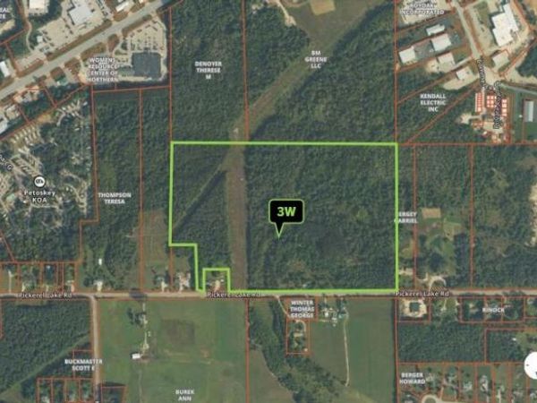 4281 Pickeral Lake Road, Petoskey, MI 49770