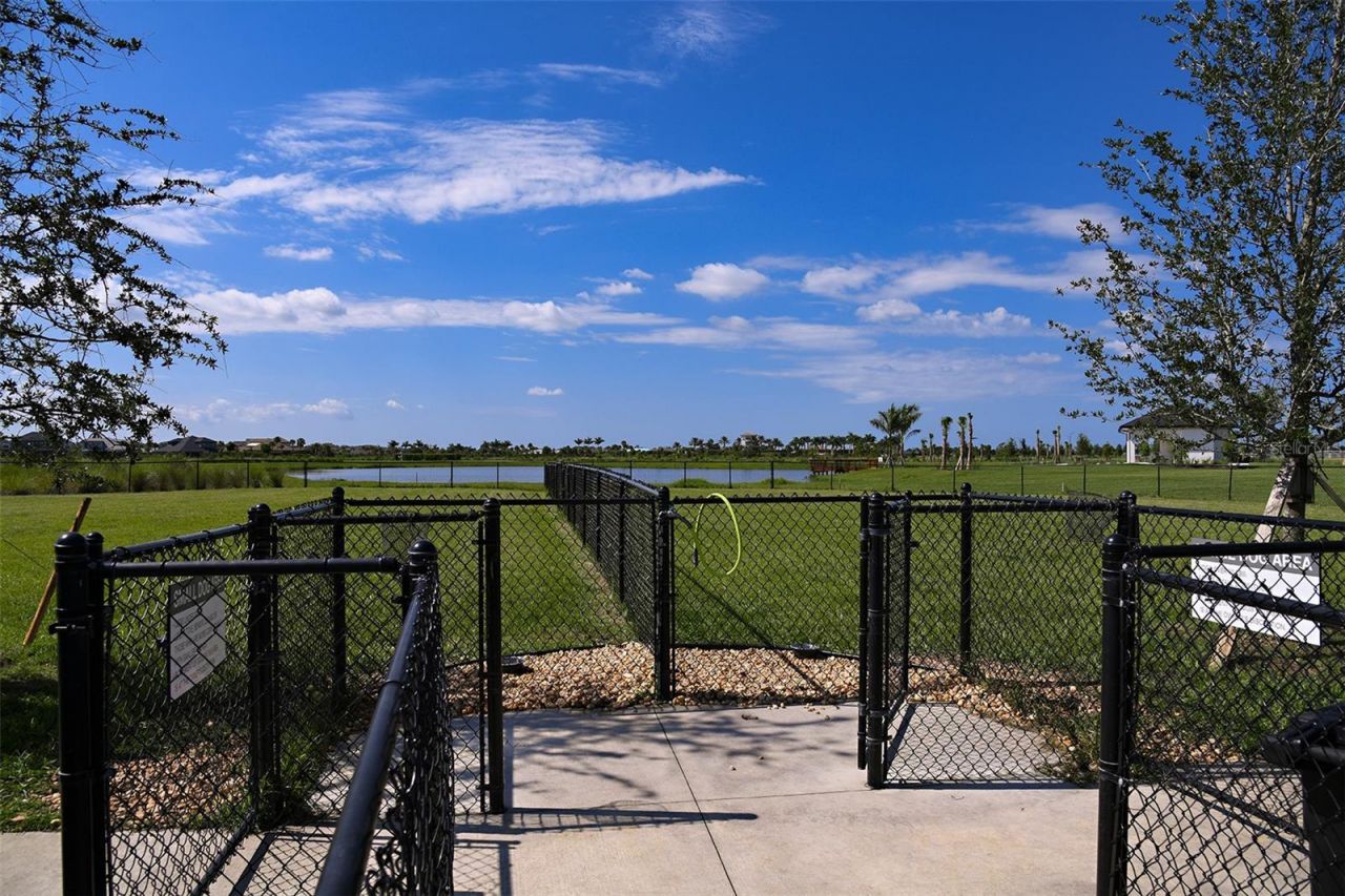 7903 Interstellar Avenue , Sarasota, FL 34241 Photo