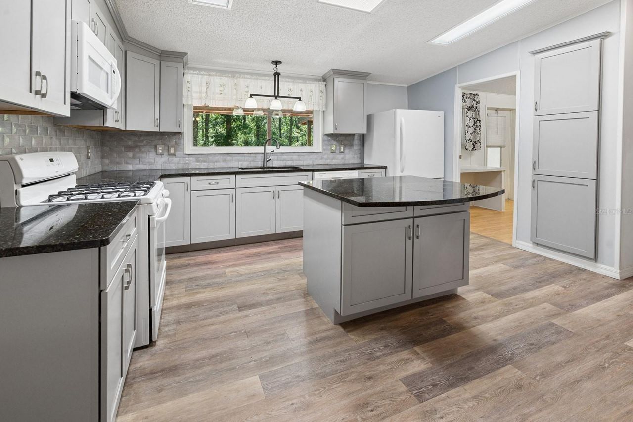 343 NE 743rd Street , Old Town, FL 32680 Photo
