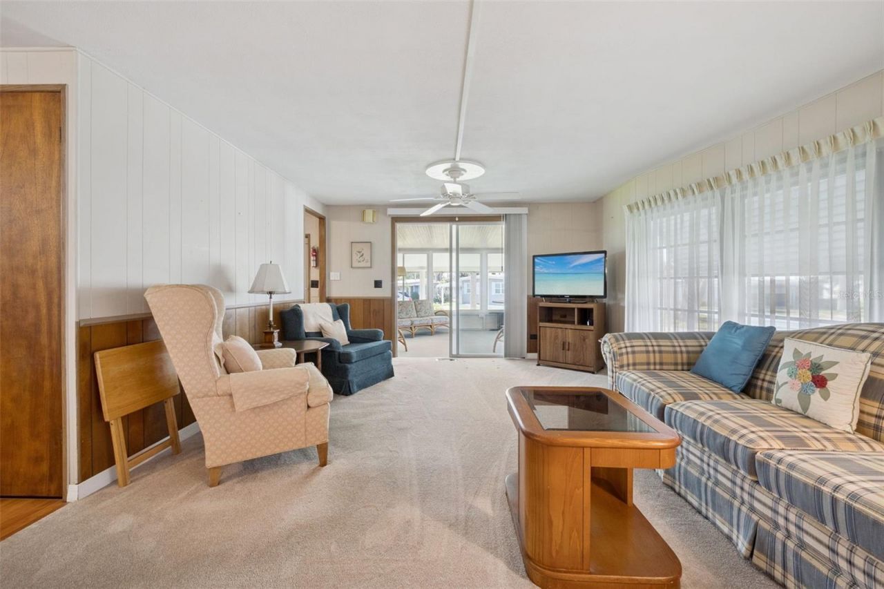 43 Sabal Palm Circle , Eustis, FL 32726 Photo