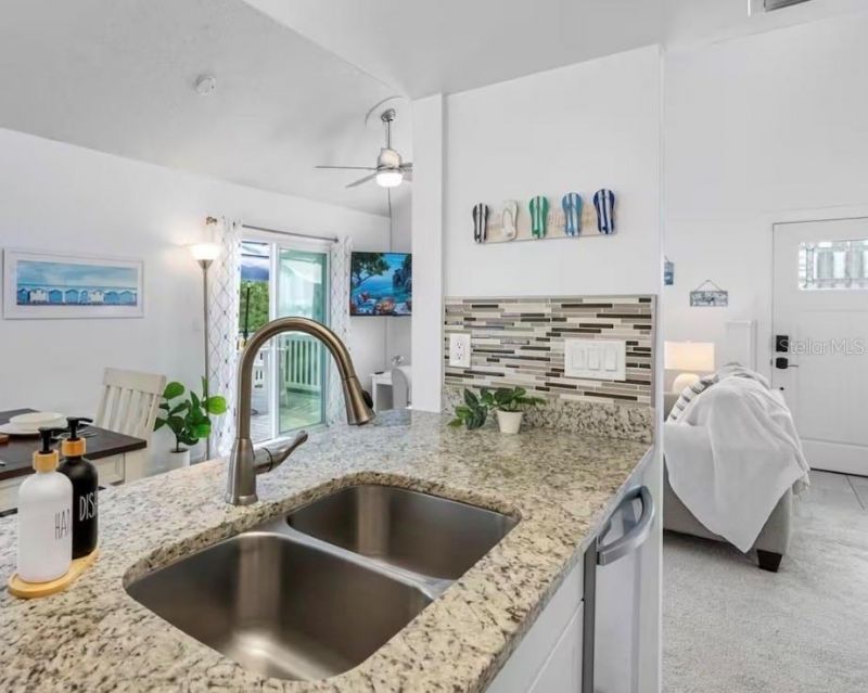 313 Crystal Beach Avenue , Crystal Beach, FL 34681 Photo