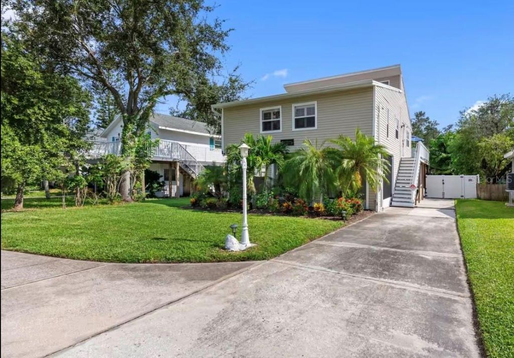 313 Crystal Beach Avenue, Crystal Beach, FL 34681 Photo