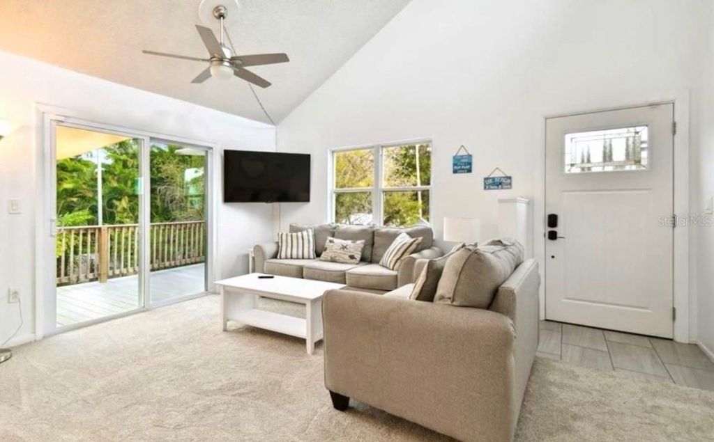 313 Crystal Beach Avenue , Crystal Beach, FL 34681 Photo